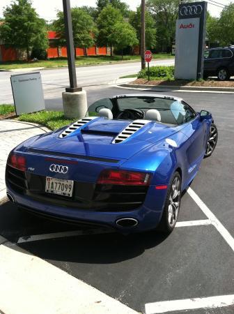 ローランド e パウウェル・コンベンションセンター